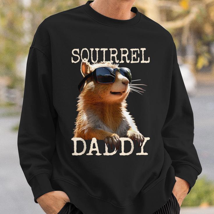 Squirrel Daddy Papa Dad Father's Day Squirrel Father Sweatshirt Gifts for Him