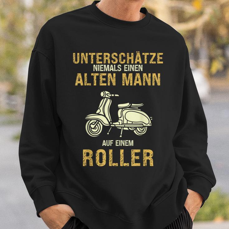 Underschätze Niemal Alten Mann Scooter Grandpa Dad S Sweatshirt Geschenke für Ihn