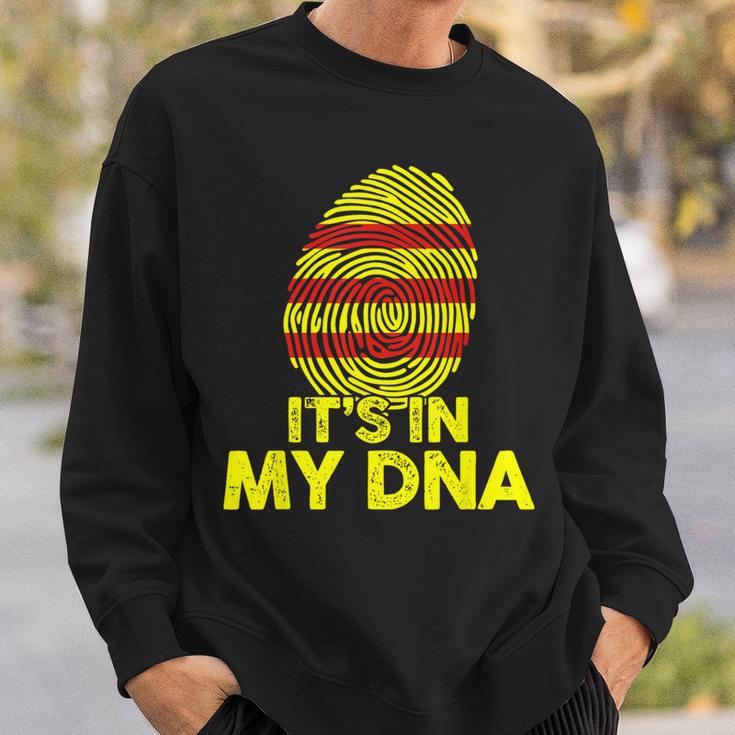 Vietnam It's In My Dna Vietnamese Pride Sweatshirt Gifts for Him