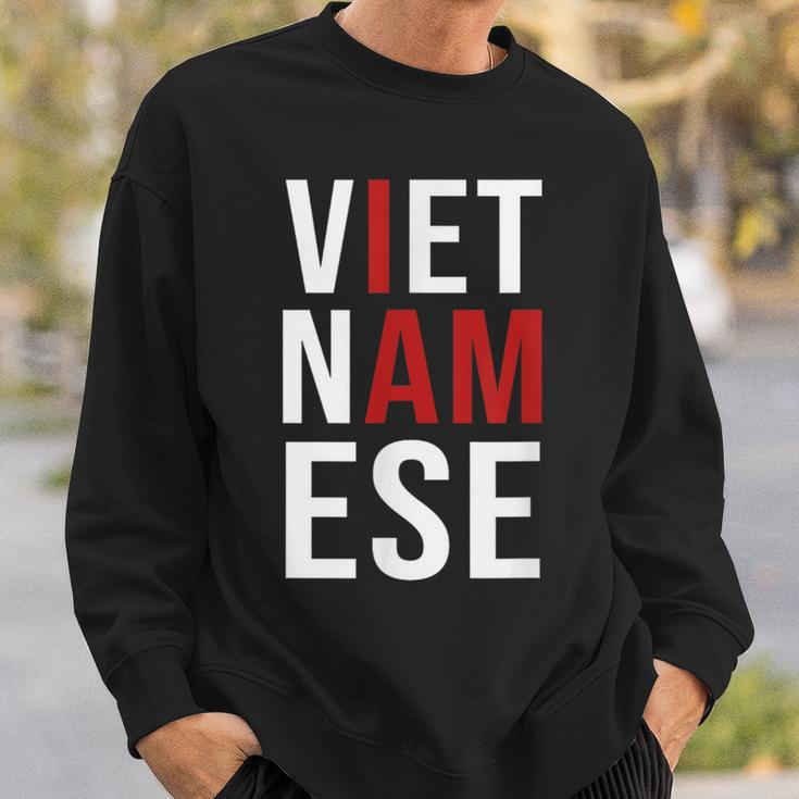I Am Vietnamese Awesome Vietnam Pride Asian Sweatshirt Gifts for Him