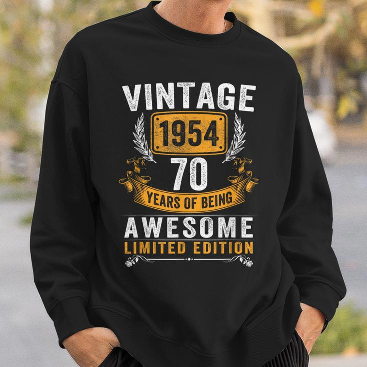 Vintage 1954 Made In 1954 70 Years Old 70Th Birthday Sweatshirt Gifts for Him