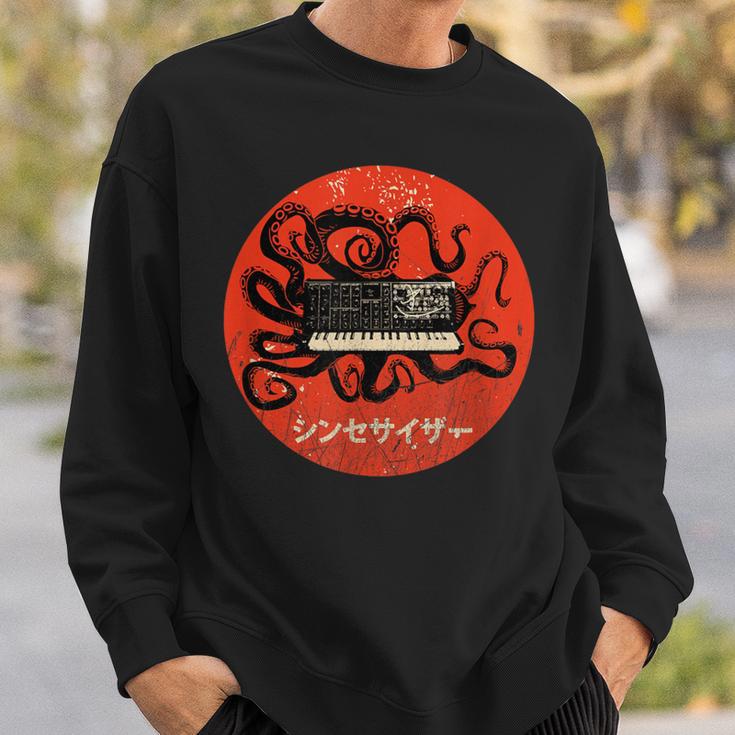 Vintage Japanese Kraken Synthesizer Synth Nerd Sweatshirt Geschenke für Ihn