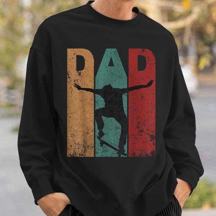 Vintage Skateboard Dad Daddy Silhouette Father's Day Sweatshirt Gifts for Him