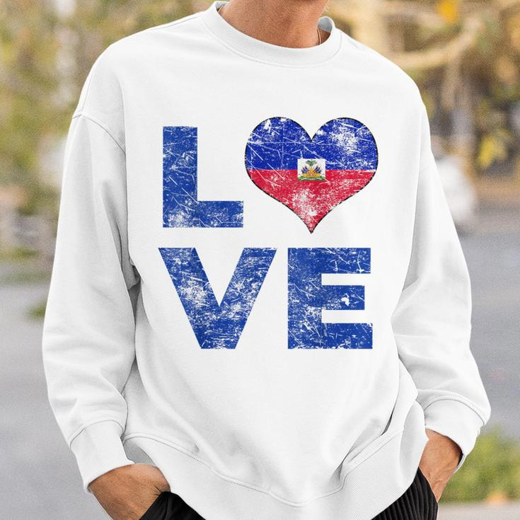 Haiti Vintage Love Heart Flag Haitian Flag Day Sweatshirt Gifts for Him