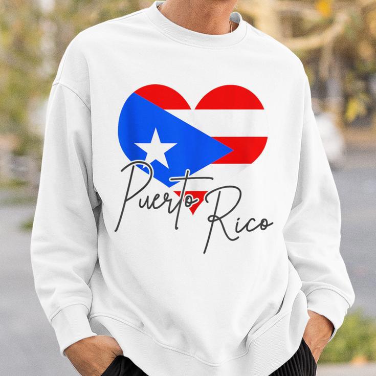 Puerto Rico Flag Heart Cute Puerto Rican Pride Souvenir Sweatshirt Gifts for Him