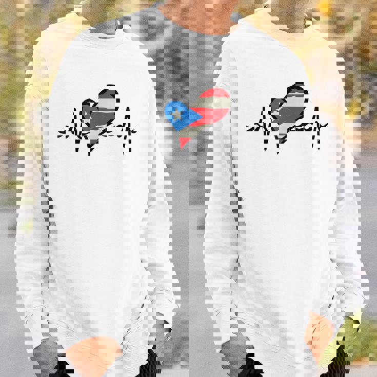 Puerto Rico Flag Heartbeat Puerto Rican Boricua Hispanic Sweatshirt Gifts for Him
