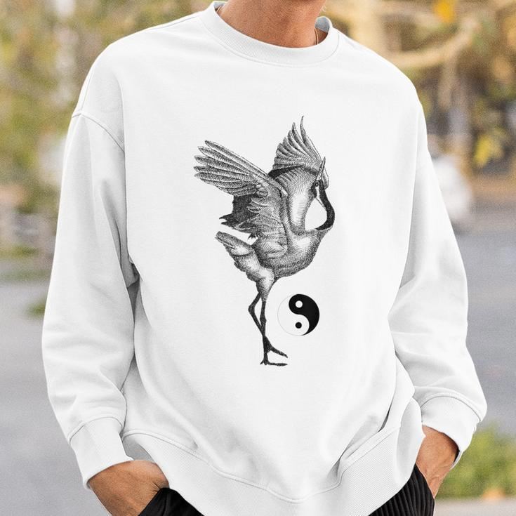Tai Chi White Crane Qi Gong Illustration Sweatshirt Gifts for Him