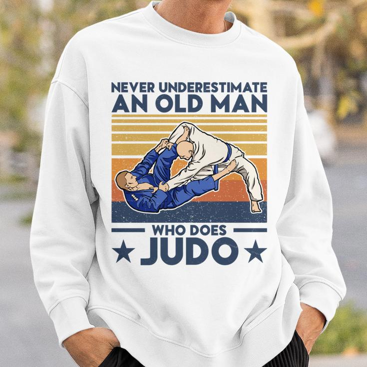 Never Underestimate An Old Man Who Does Judo Judo Lover Sweatshirt Gifts for Him