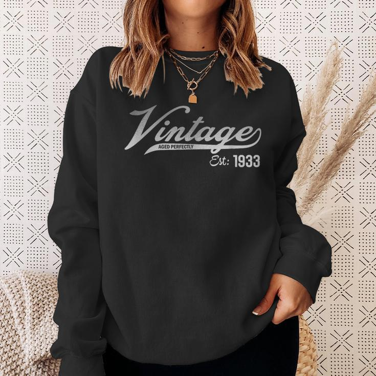 1933 Classic Original Vintage 91 Birthday Est Edition Sweatshirt Gifts for Her