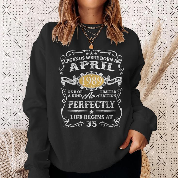 35 Years Old Vintage Legends Born April 1989 35Th Birthday Sweatshirt Gifts for Her