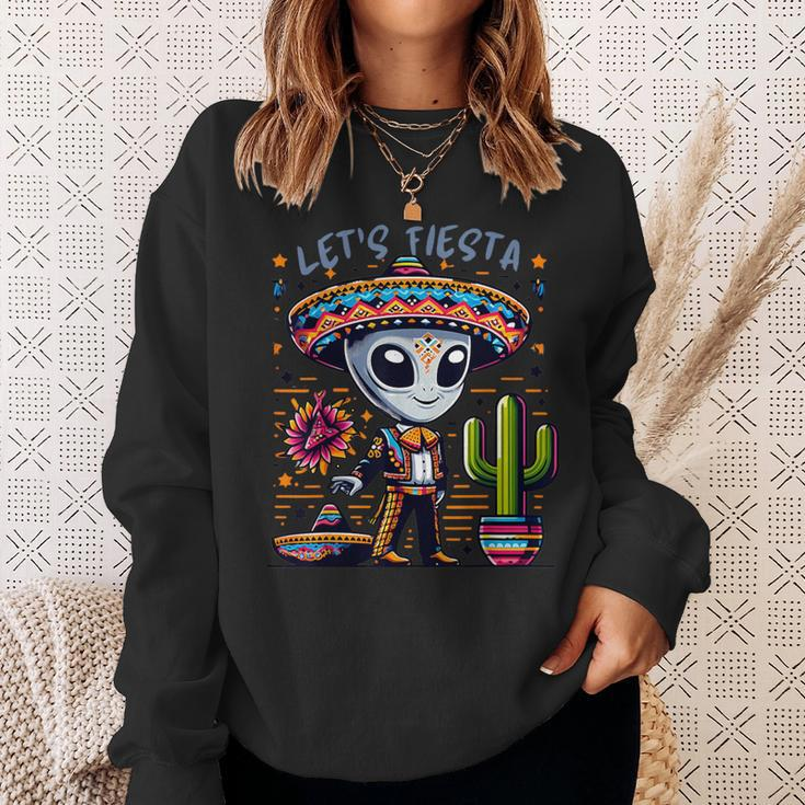 Alien Poncho Cinco De Mayo Outfit Mexican Alien Let's Fiesta Sweatshirt Gifts for Her