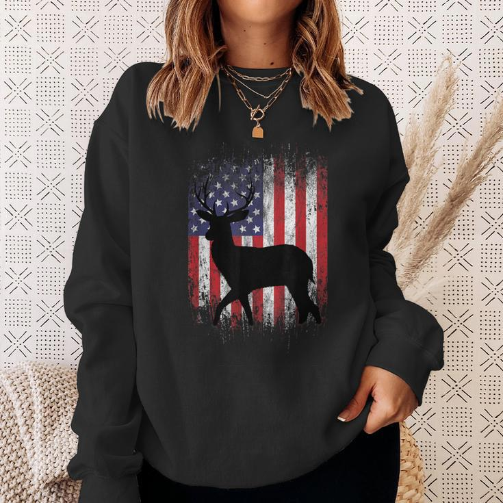 American Deer Hunting Patriotic Hunter Flag Whitetail Buck Sweatshirt Gifts for Her