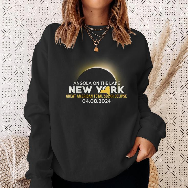 Angola On The Lake Ny New York Total Solar Eclipse 2024 Sweatshirt Gifts for Her