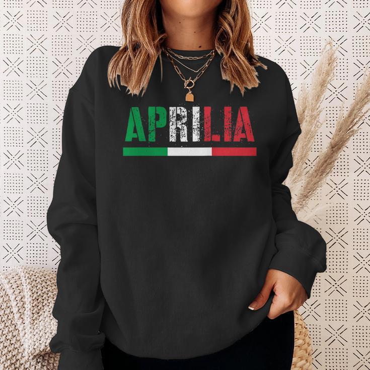 Aprilia Città Italiana Bandiera Italia Maglietta S Sweatshirt Geschenke für Sie