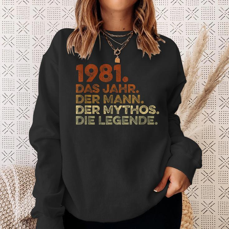 Birthday Vintage 1981 Man Myth Legend Sweatshirt Geschenke für Sie
