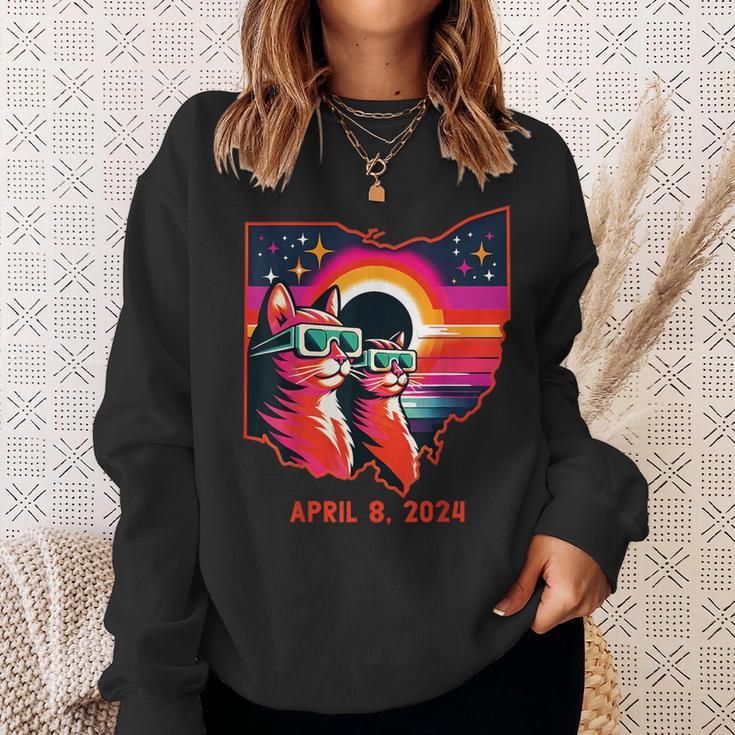 Cat Retro Map Ohio Total Solar Eclipse Solar Eclipse For Cat Sweatshirt Gifts for Her
