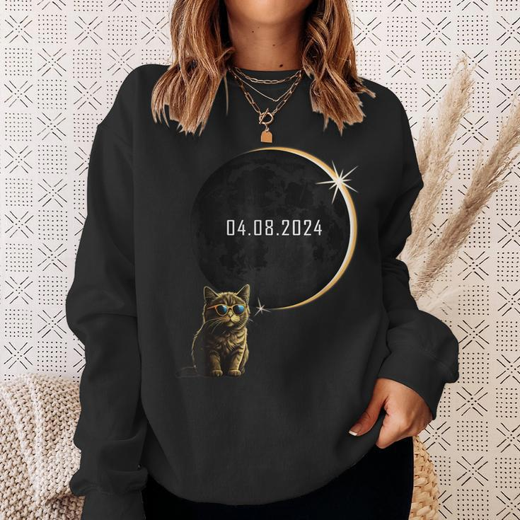 Cat Total Solar Eclipse 2024 Totality Cat Glasses Sweatshirt Gifts for Her