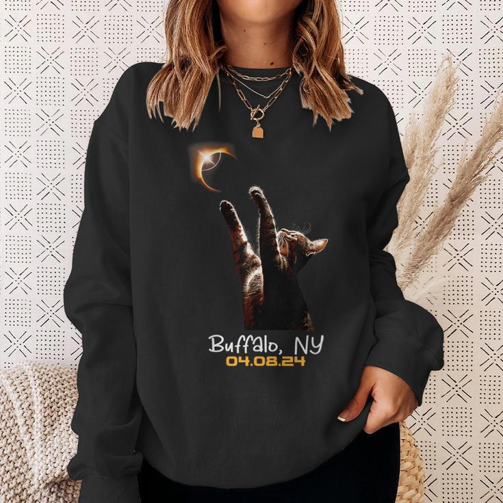 Cat Total Solar Eclipse Buffalo New York Sweatshirt Gifts for Her