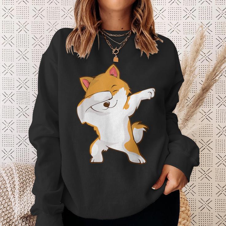 Dabbing Akita Inu Sweatshirt Geschenke für Sie