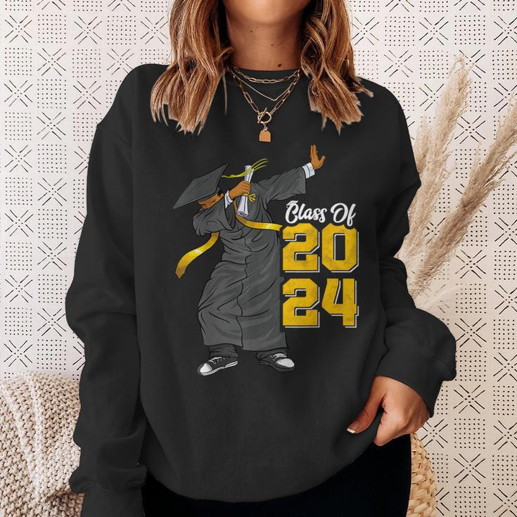 Dabbing Graduation Class Of 2024 African Junenth Sweatshirt Gifts for Her