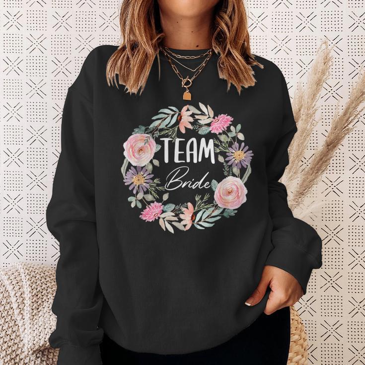 Damen Team Bride Blumenkranz Junggesellenabschied Jga Sweatshirt Geschenke für Sie