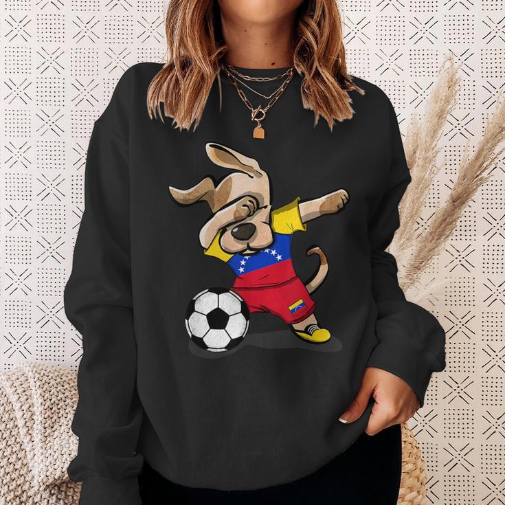 Dog Dabbing Soccer Venezuela Jersey Venezuelan Sweatshirt Gifts for Her