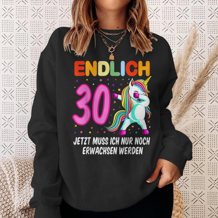 Endlich 30 Jetzt Muss Ich Nur Noch Erwachsen Werden Endlich Sweatshirt Geschenke für Sie