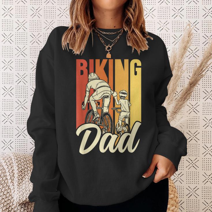 Fahrradfahrenderater Radfahren Radfahrer Fahrrad Papa Papi Sweatshirt Geschenke für Sie