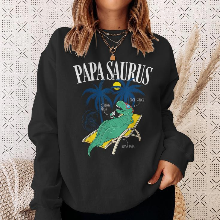 Father's Day Papasaurus T-Rex Dinosaur Papasaurus Sweatshirt Gifts for Her