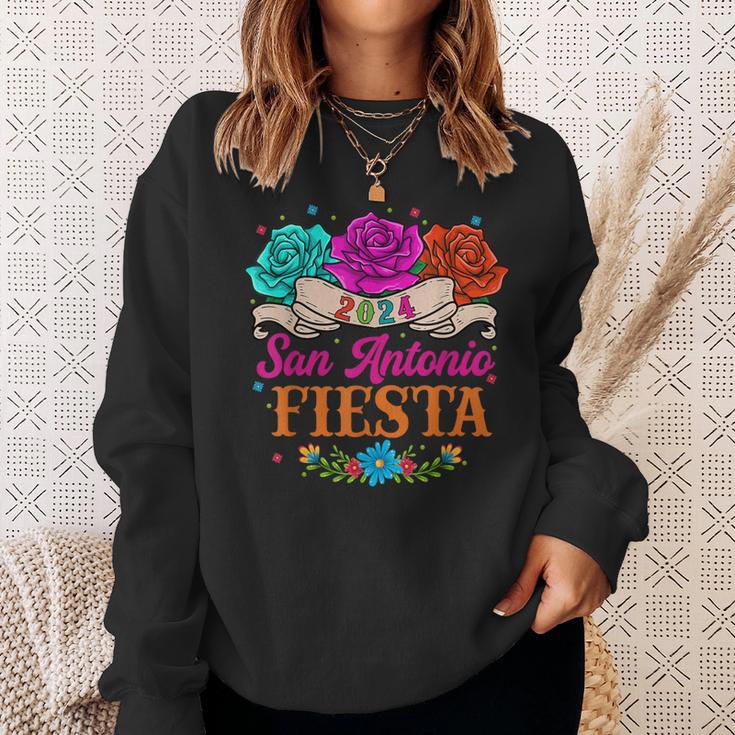 Fiesta San Antonio Texas Roses Mexican Fiesta Party Sweatshirt Gifts for Her