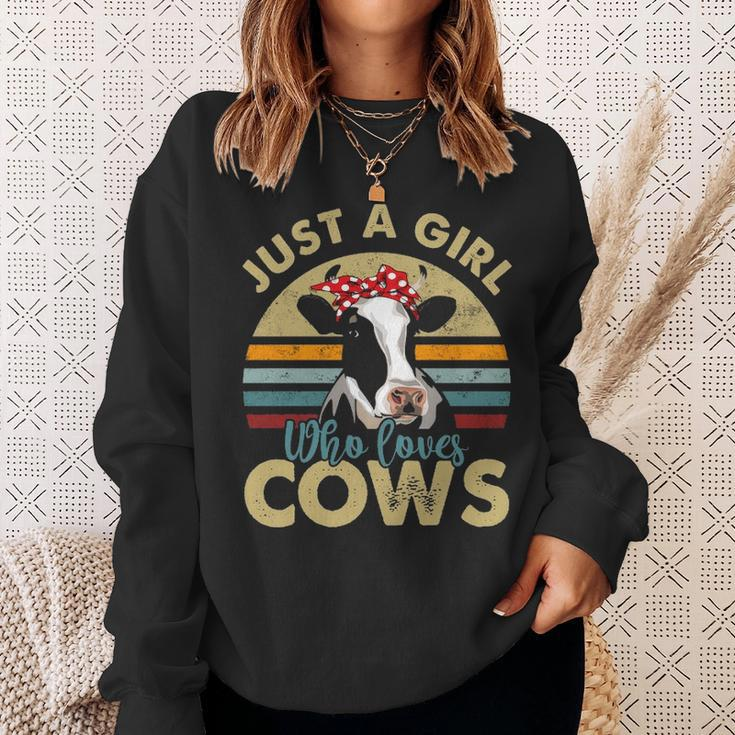 I'm Just A Girl Who Loves Cows Cow Farmer Farm Sweatshirt Gifts for Her