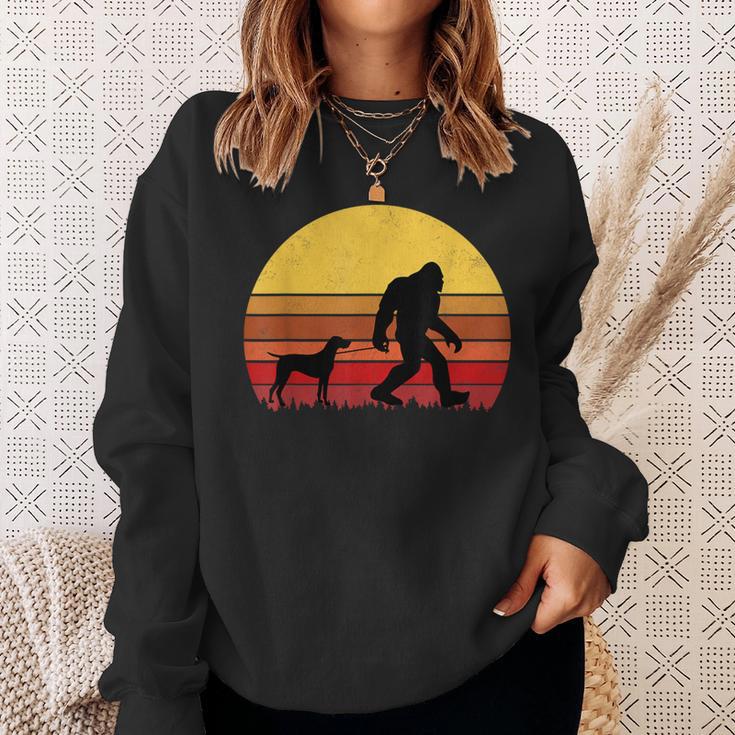 German Shorthaired Pointer Retro Dog Sweatshirt Gifts for Her