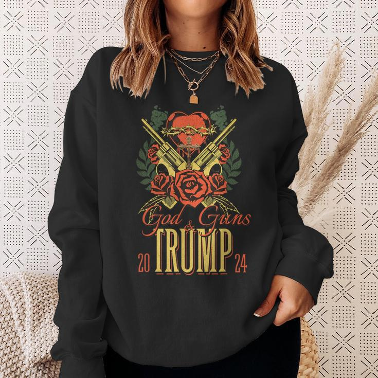 God Guns & Trump 2024 2A Support Short Sleeve Sweatshirt Gifts for Her