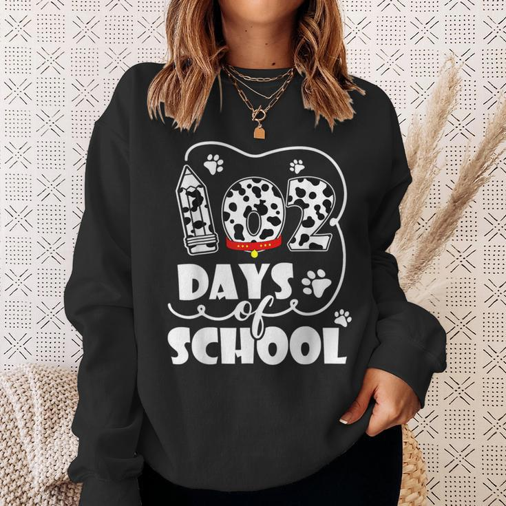 Happy 102 Days School 100Th Days Smarter Dog Student Teacher Sweatshirt Gifts for Her