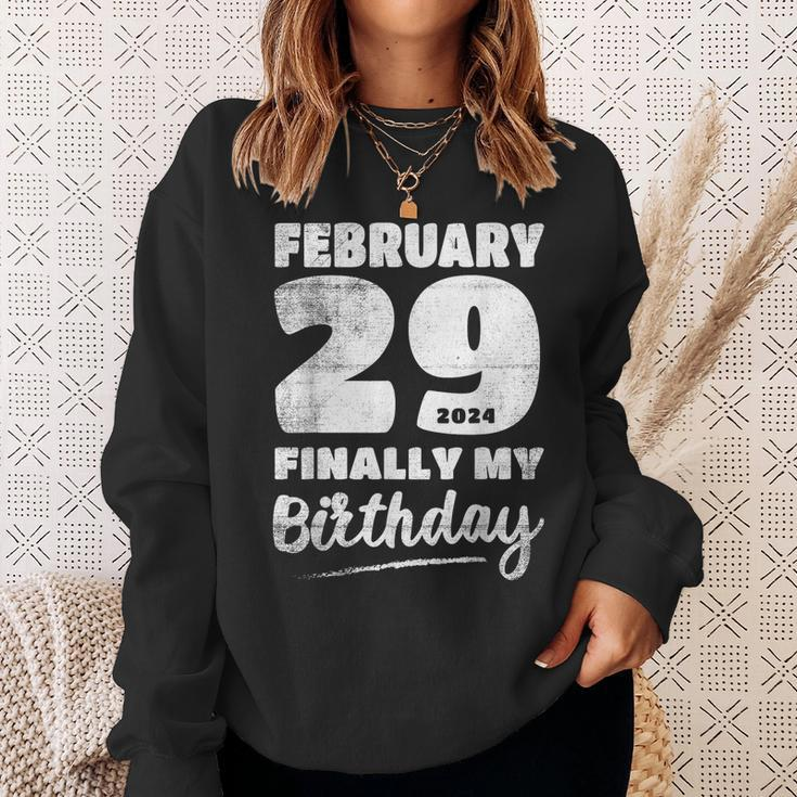 Happy Leap Day My Birthday Leap Year February 29Th Sweatshirt Gifts for Her