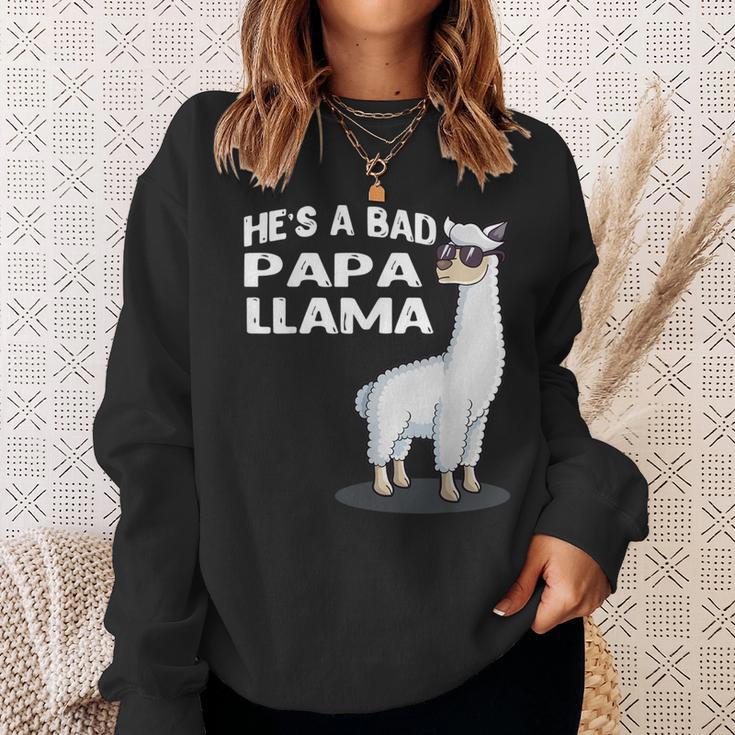 He's A Bad Papa Lama Familie Geburtstag Alpaka Lustiges Sweatshirt Geschenke für Sie