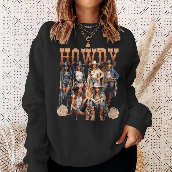 Howdy Black Cowgirl Western Rodeo Melanin History Texas Sweatshirt Gifts for Her