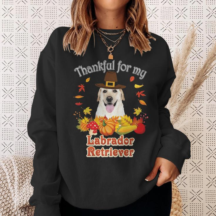 I'm Thankful For My Labrador Retriever Dog Lover Pumpkin Sweatshirt Gifts for Her