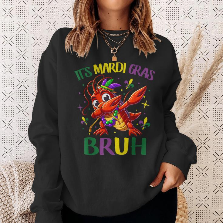 It's Mardi Gras Bruh Dabbing Crawfish Carnival Sweatshirt Gifts for Her