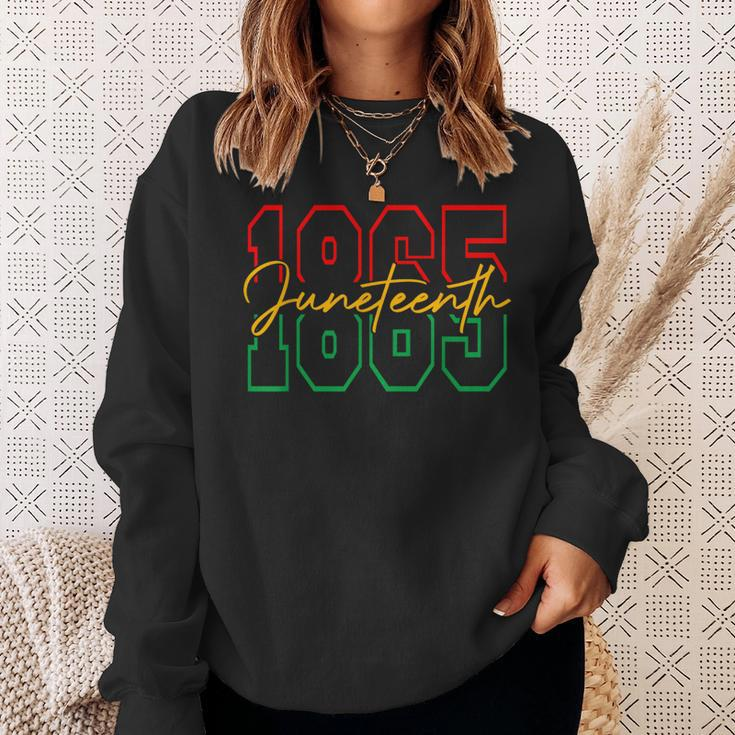 Junenth 2024 Celebrate Black Freedom 1865 History Month Sweatshirt Gifts for Her