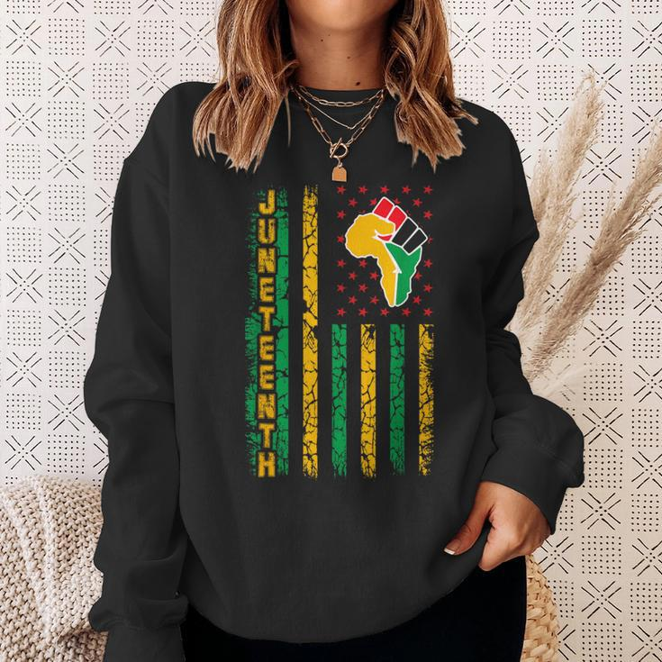 Junenth Flag Black Freedom 1865 Sweatshirt Gifts for Her