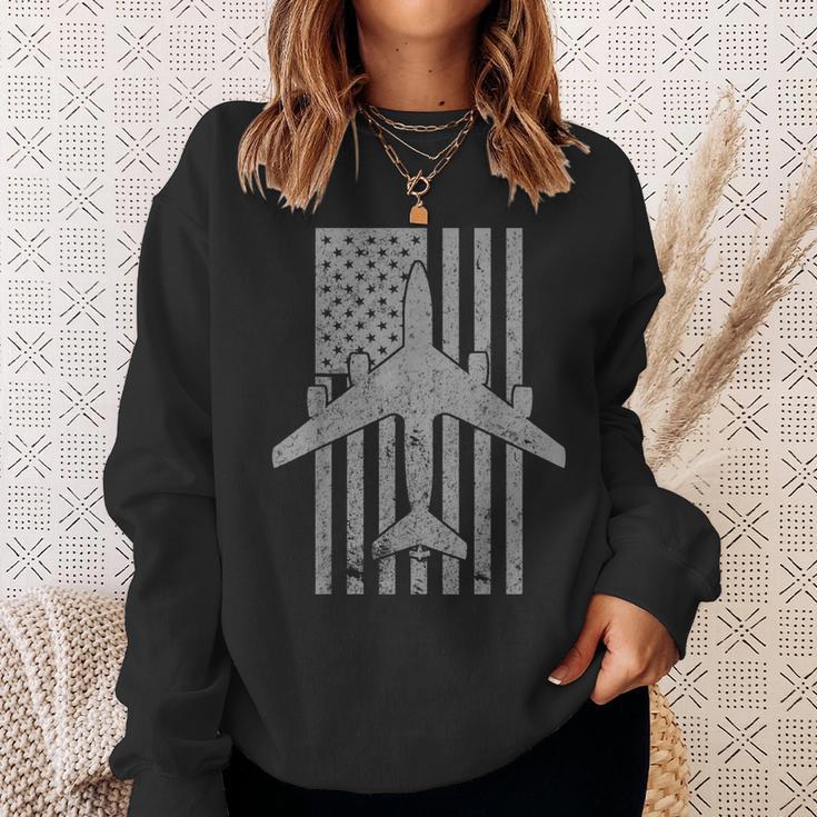 Kc-135 Stratotanker Military Airplane Vintage Flag Sweatshirt Gifts for Her