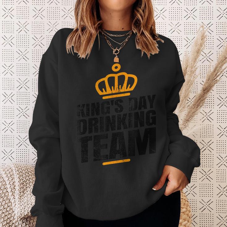 Kings Day Kings Day Drinking Team Koningsdag Sweatshirt Geschenke für Sie