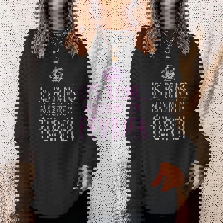 Les Legendes Sont Nees En Fevrier Tshirt Sweater e Cadeaux pour elle