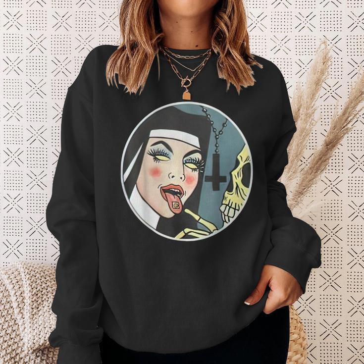 Lick Skull Unholy Nun Sexy Black Sweatshirt Geschenke für Sie