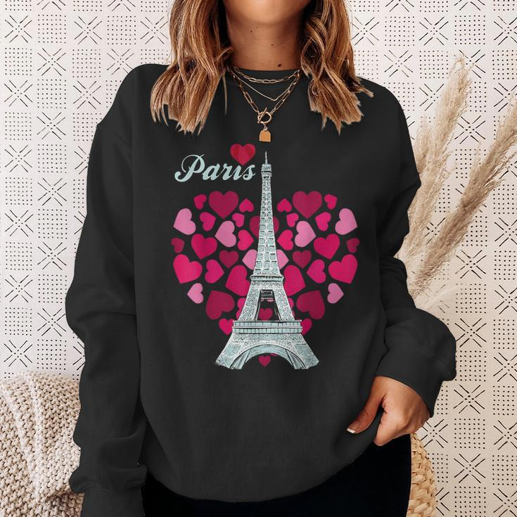 Love Paris Heart Eiffel Tower Souvenir France French Love Sweatshirt Gifts for Her