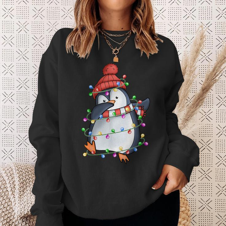 Lustiger Pinguin Weihnachten Dabbing Black Sweatshirt Geschenke für Sie