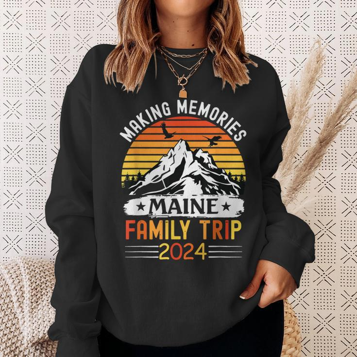 Maine Family Vacation 2024 Mountains Camping Family Trip Sweatshirt Gifts for Her