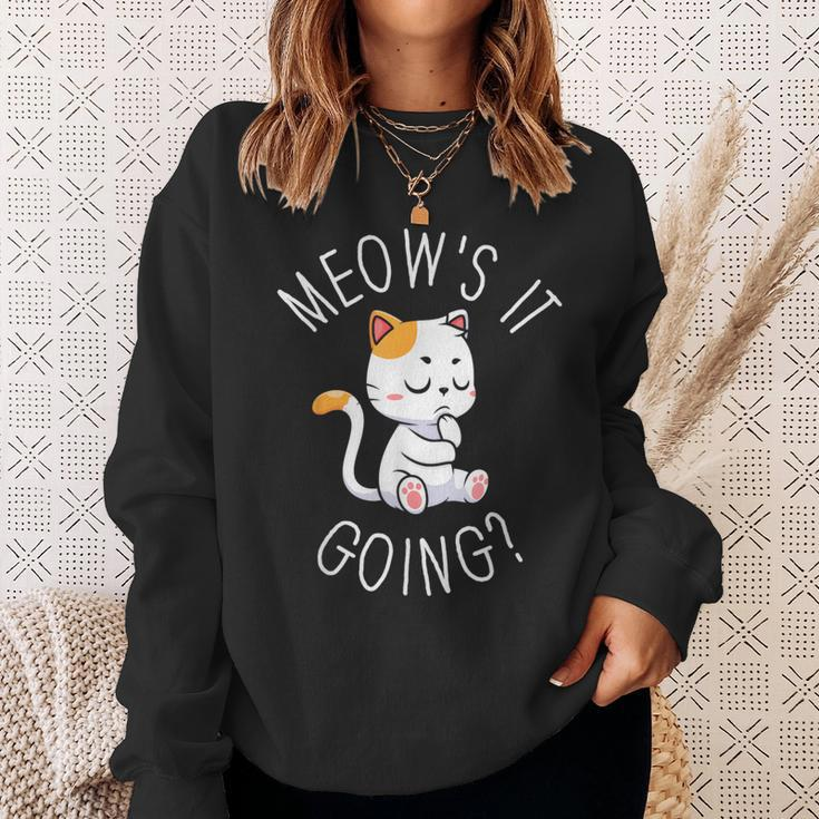 Meow's It Going Cats Pet Animals Owner Cat Lover Graphic Sweatshirt Gifts for Her
