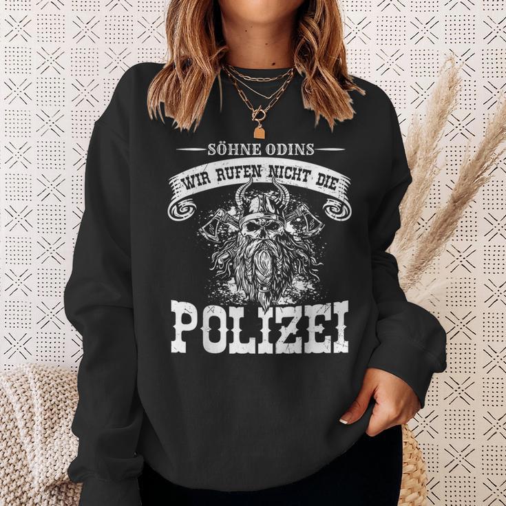 Mit den Söhnen Odins Rufen Wir Keine Polizei Sweatshirt Schwarz für Männer Geschenke für Sie